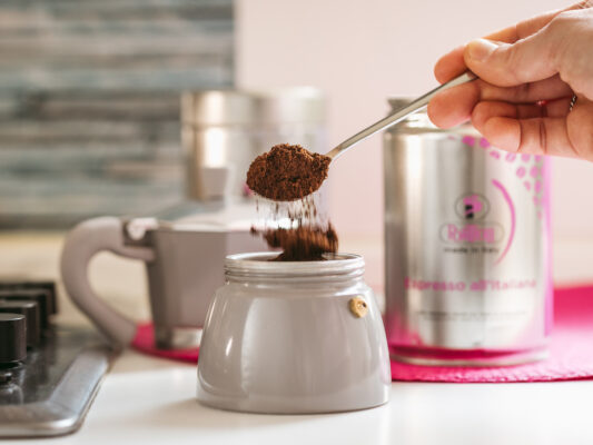 preparazione del caffè